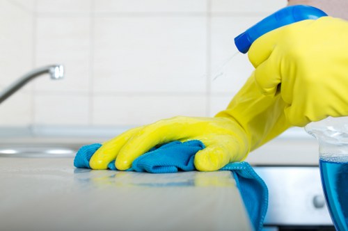 Middle-stage complaint assessment and decision discussion